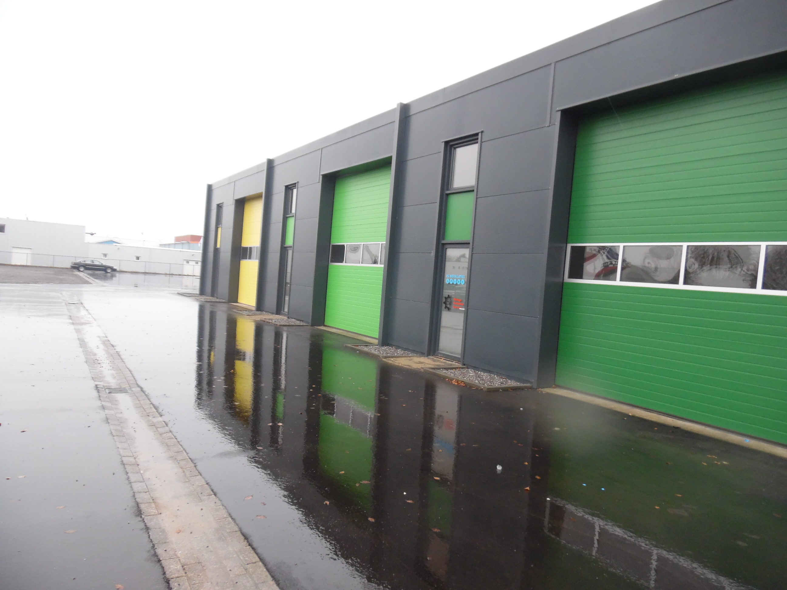 Renovatie gevelbeplating sandwichpanelen